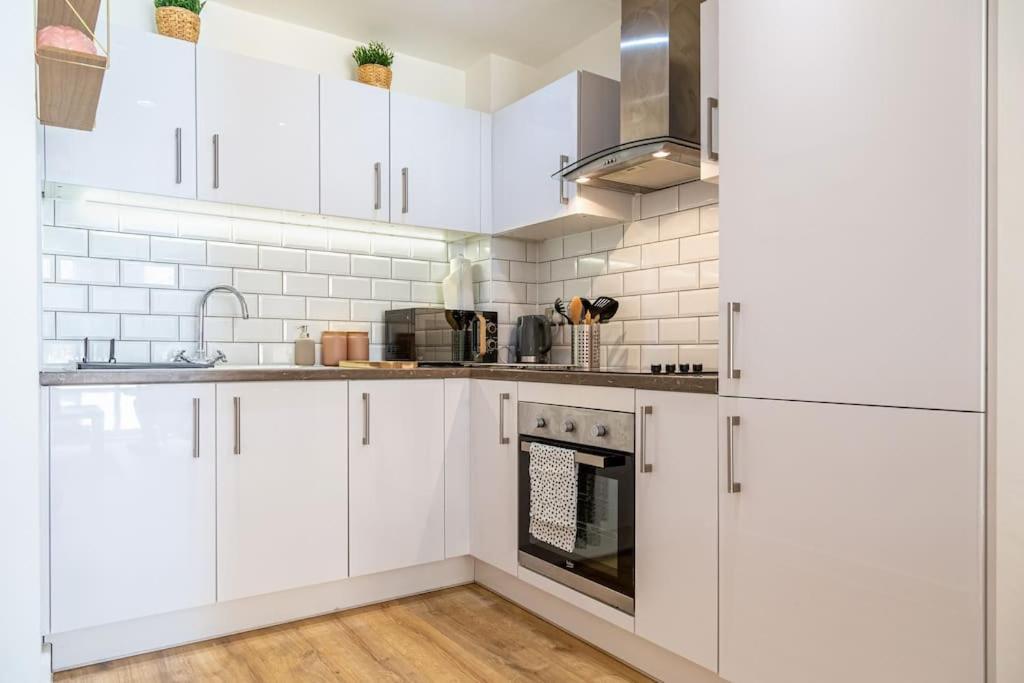 Natural Light City Center Pad Бирмингем Экстерьер фото